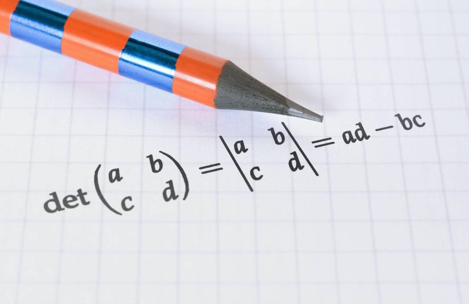 how to find the determinant of a matrix