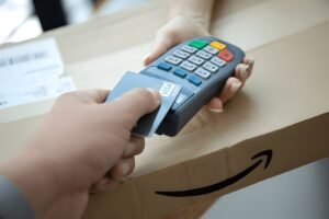 how to add visa gift card to amazon