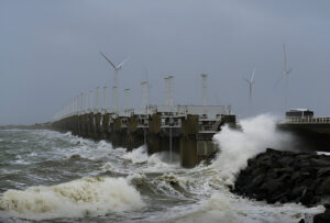 storm to hit britain this weekend